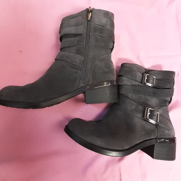 Vince - Picture 7 of 8